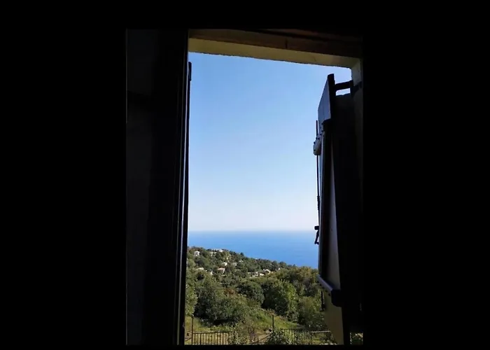 Diogenis Hotel