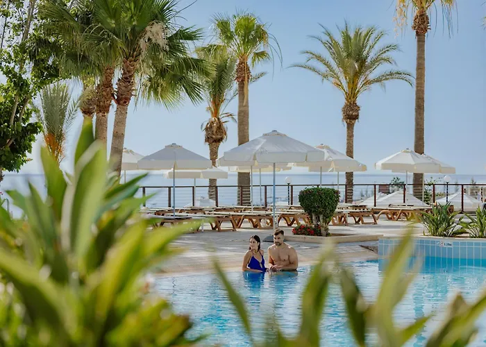 Golden Coast Beach Hotel