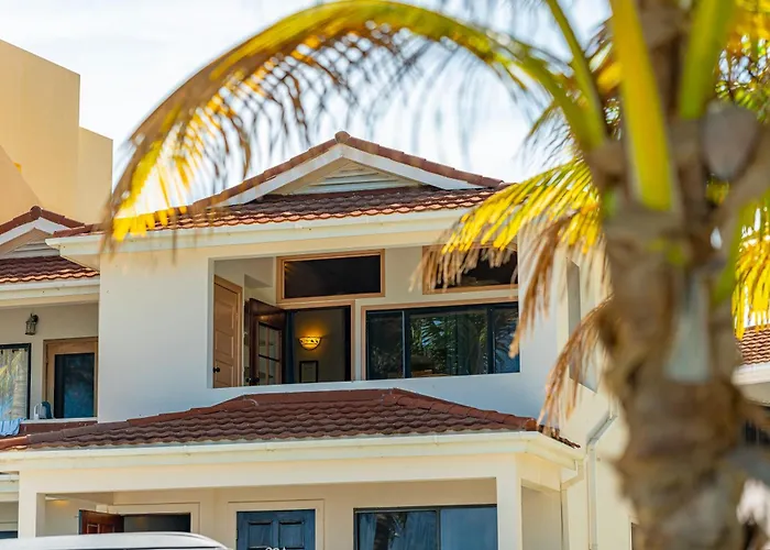 Tradewinds Paradise Villas