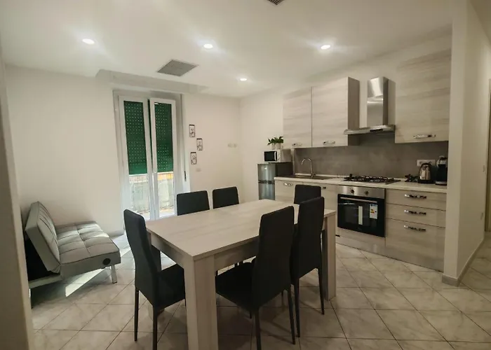 Pachira House