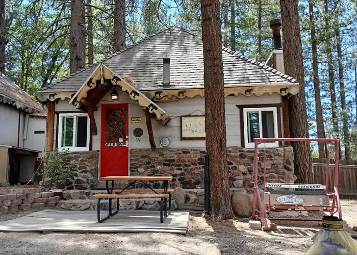 Big Bear Lake - Tulip Lane Cabin #25