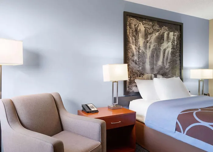 Super 8 By Wyndham Sherwood Park/Edmonton Area
