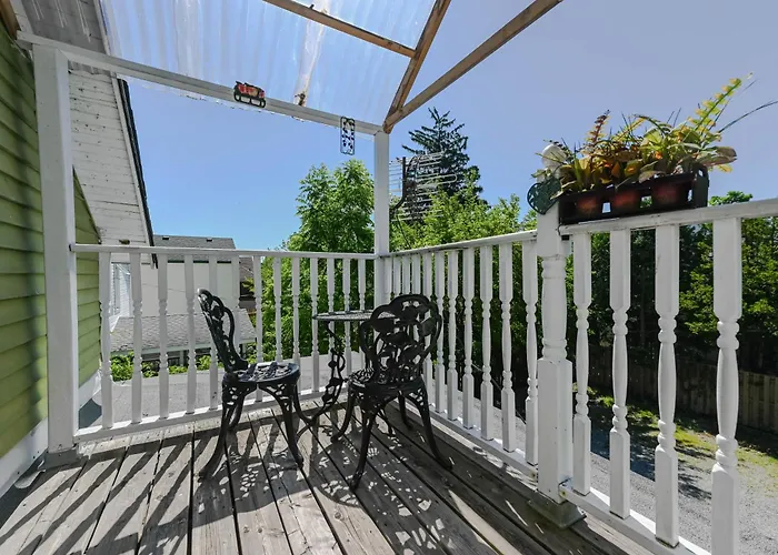 Niagara Inn Bed And Breakfast
