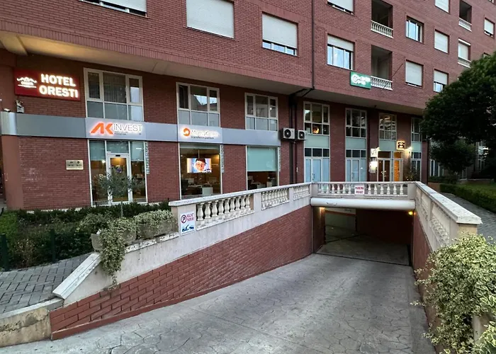 Hotel Oresti Center
