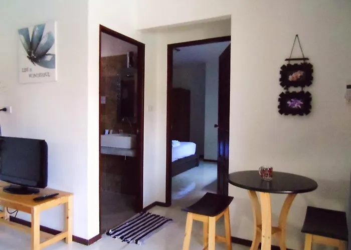 Baan Sabaaidee - Adult Friendly