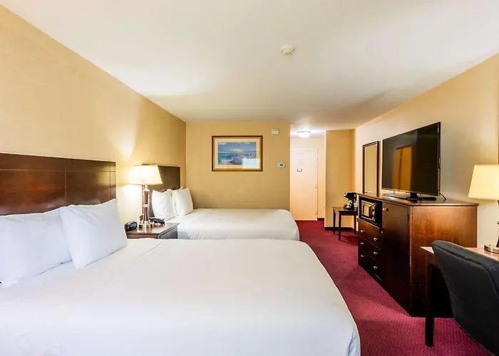 Fireside Inn & Suites Portland (Adults Only)