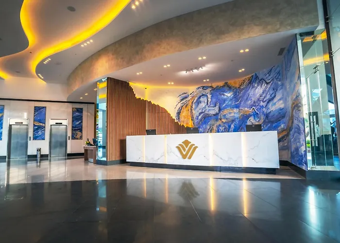 Wyndham Guayaquil, Puerto Santa Ana