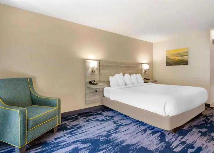Best Western Plus Beckley Inn