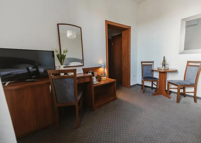 Hotel I Restauracja Borowianka