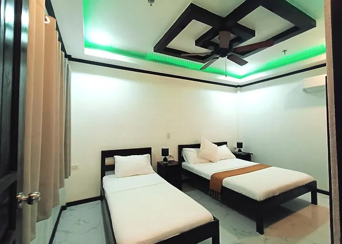 Hotel Oasis Port Barton