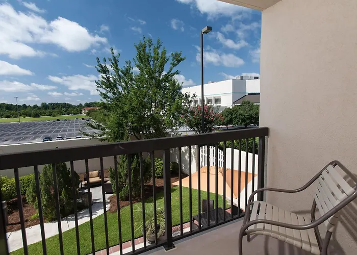 Courtyard Florence South Carolina