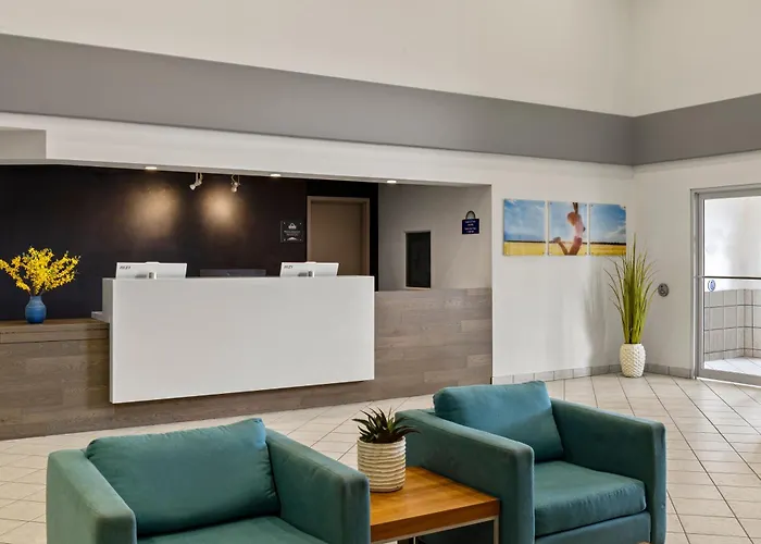 Days Inn By Wyndham Steinbach