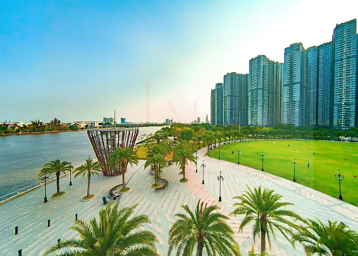 Landmark Luxury - Vinhomes Central Park