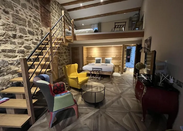 Le 19 - Suite Lafayette 70M2 - Centre Historique - Clim