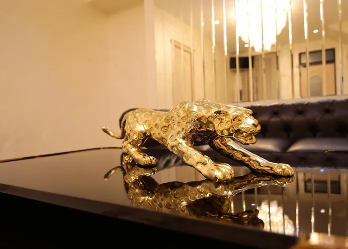 Louvre Luxury Collection Hotel