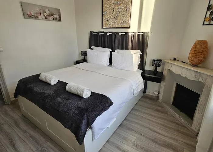 4 Logements A La Trinite Proche De Nice 15 Mn, Monaco 20 Mn Et L'Italie 30 Mn 2 Chambres Et 2 Studios Prives Et Independants