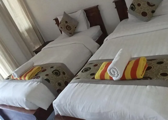 Reynold Artha Guest House