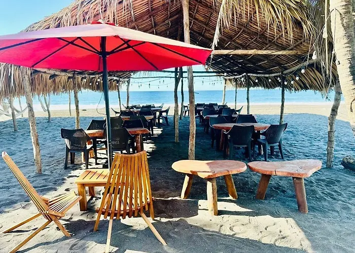 Hotel Y Restaurante Playa Dorada