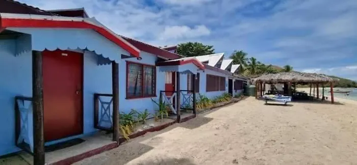 Mana Lagoon Backpackers
