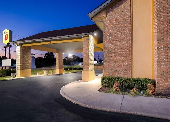 Super 8 By Wyndham Paragould