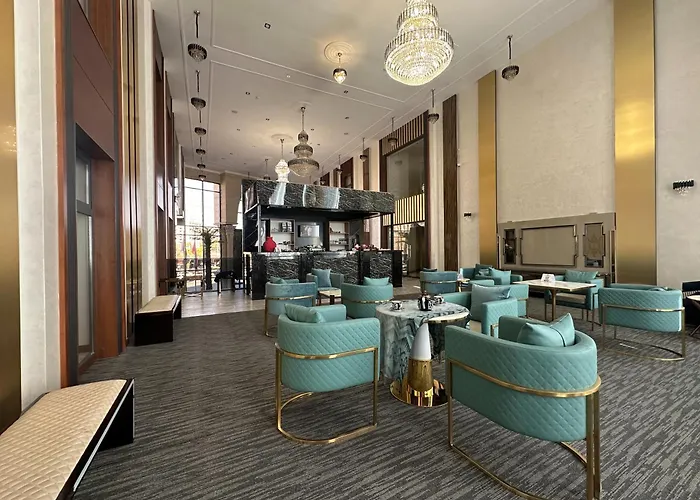 Art Royal Hotel