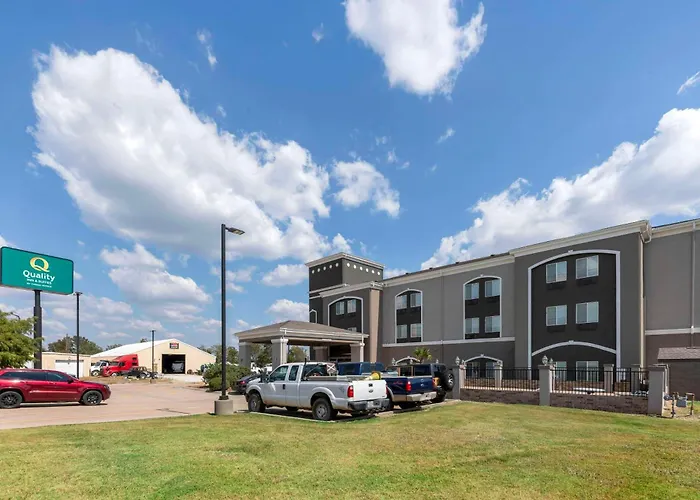 Quality Inn & Suites Groesbeck North
