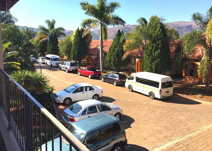 Bethel Court Vineyard Hotel