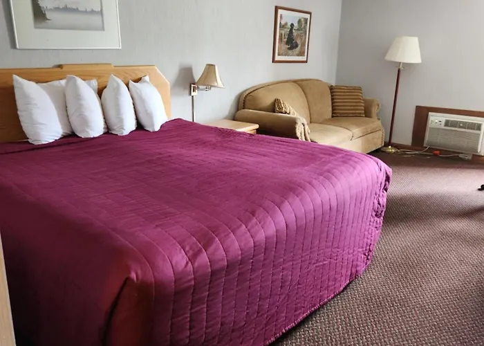 Airport Motor Inn