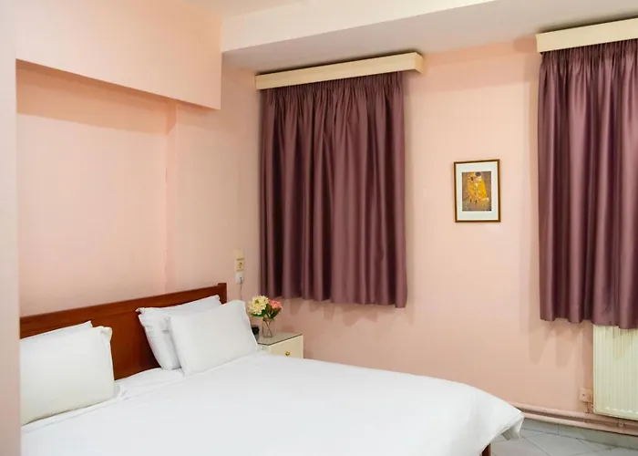 Hotel Avra