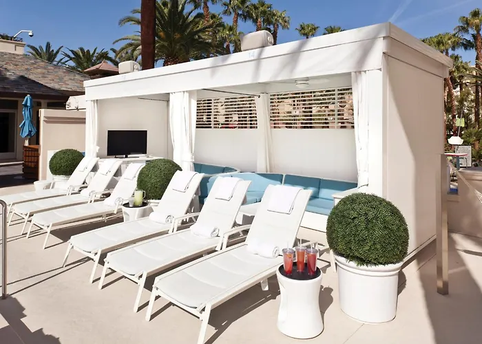 The W Las Vegas At Mandalay Bay By Suiteness