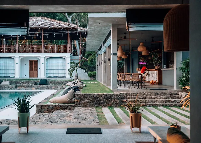 The Salty Surf & Yoga Hotel Dickwella