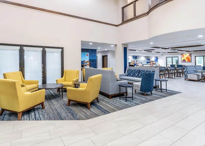 Holiday Inn Express Hotel & Suites Cheyenne By Ihg