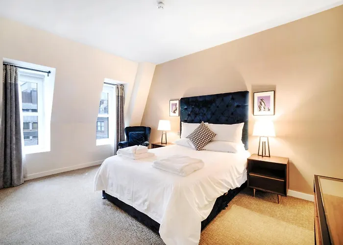 Monument Serviced Apartments By Lovelystay