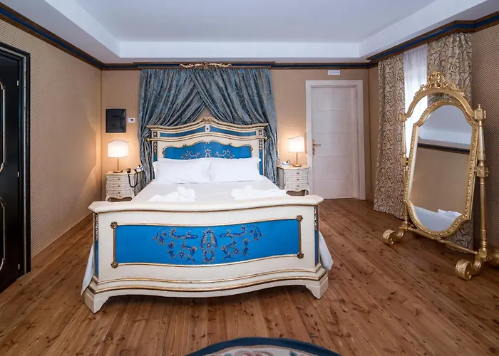 Càdor Hotel