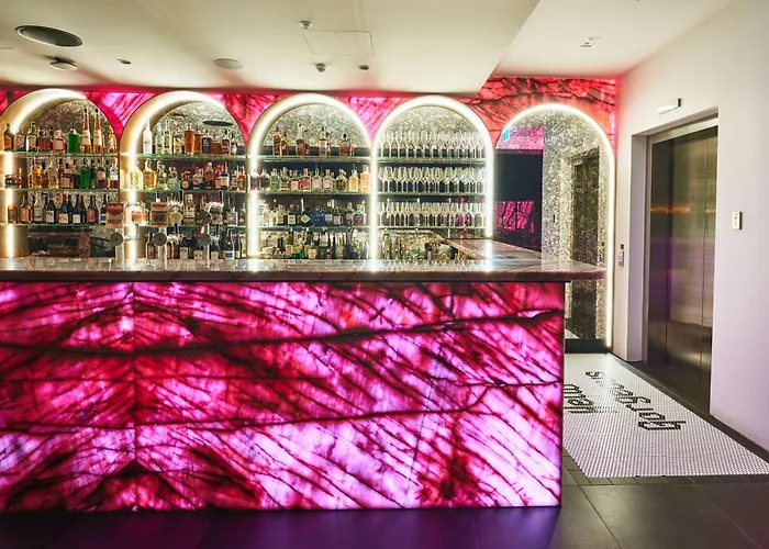 The Motley Hotel Melbourne, Tapestry Collection By Hilton