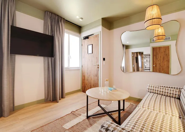 Hotel Cocoon