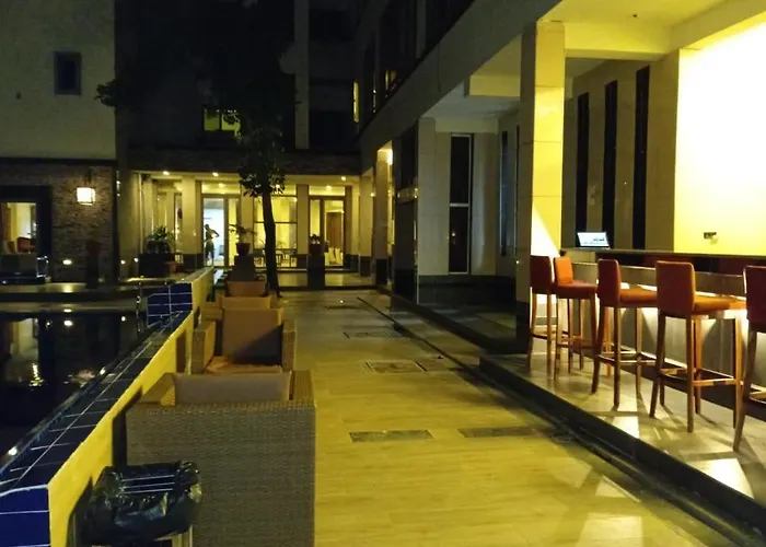 Mulligan Hotel