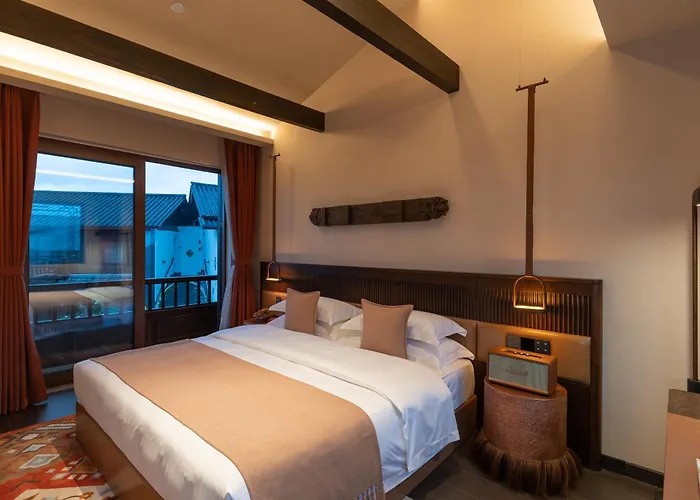 Paralloge Hotel
