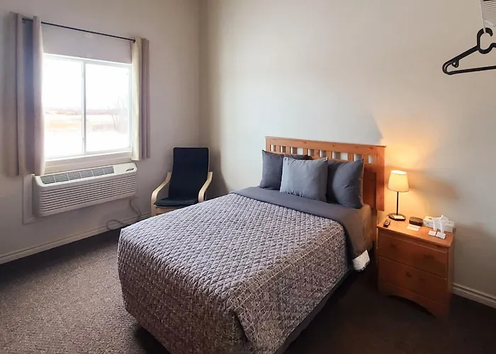 Workstay Lodging - Yarbo, Sk - Near Esterhazy & Mosaic K1, K2, & K3