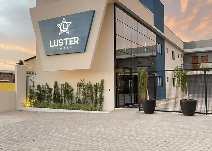 Luster Hotel