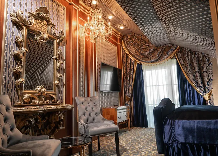 Amber Vip Hotel