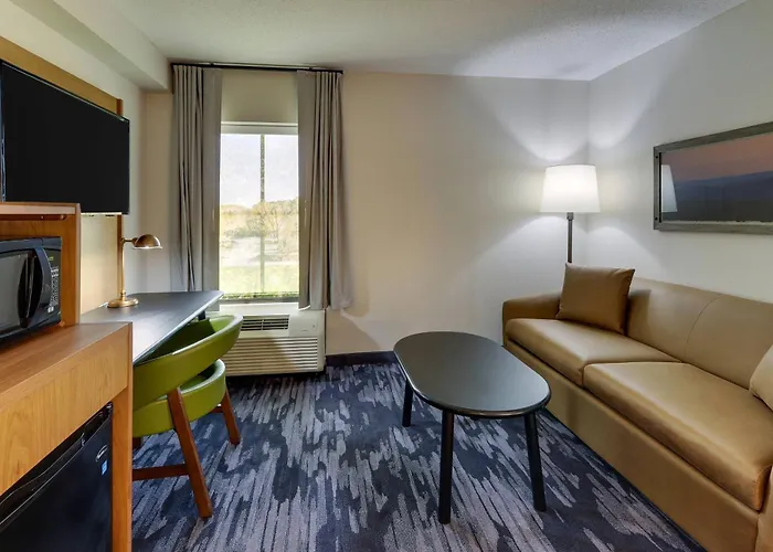 Fairfield Inn & Suites Southport