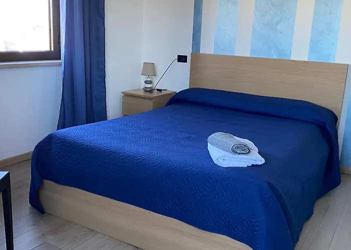 None Holiday Hotel
