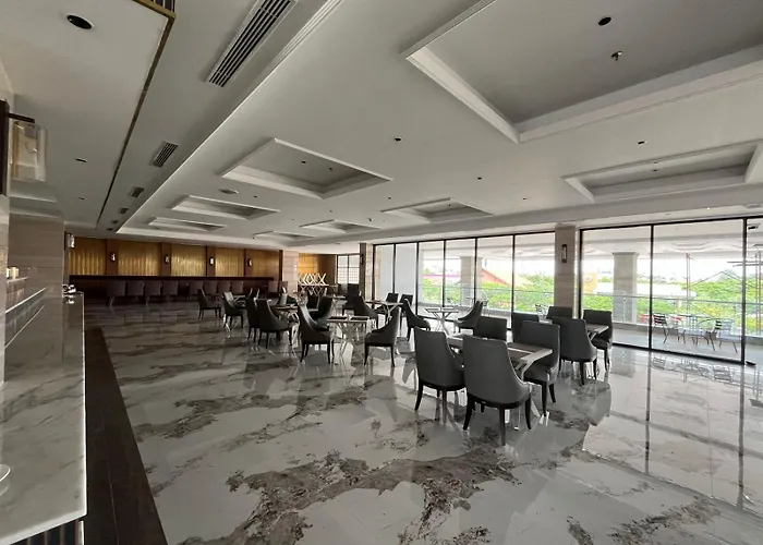 Grand Travello Hotel Bekasi