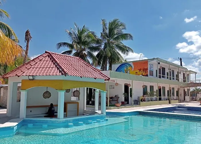 Pelican Inn At Las Dunas Chelem