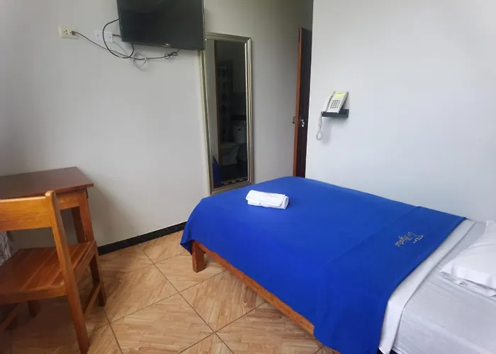 Hotel Su Majestad