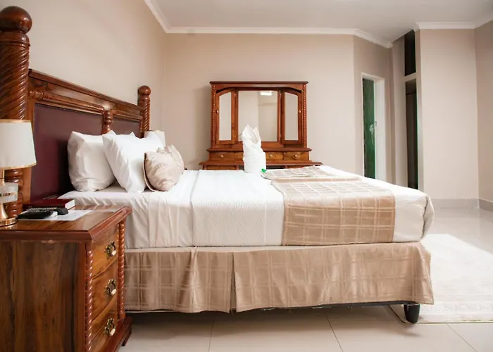 Fatmols City Hotel