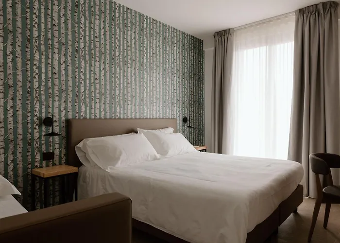 Belladonna Hotel