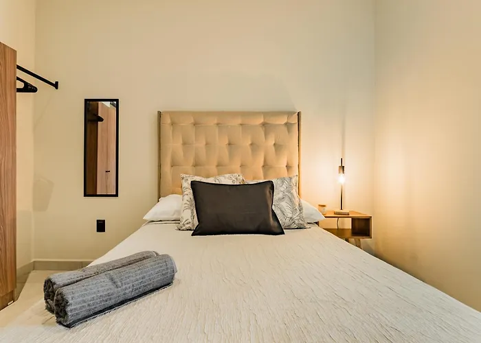 Casa Aldama- Style & Convenient Apartments