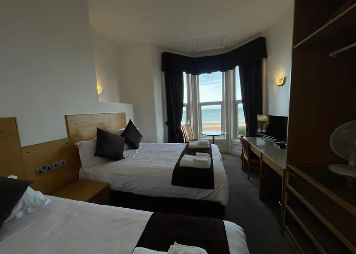 Four Saints Brig Y Don Hotel
